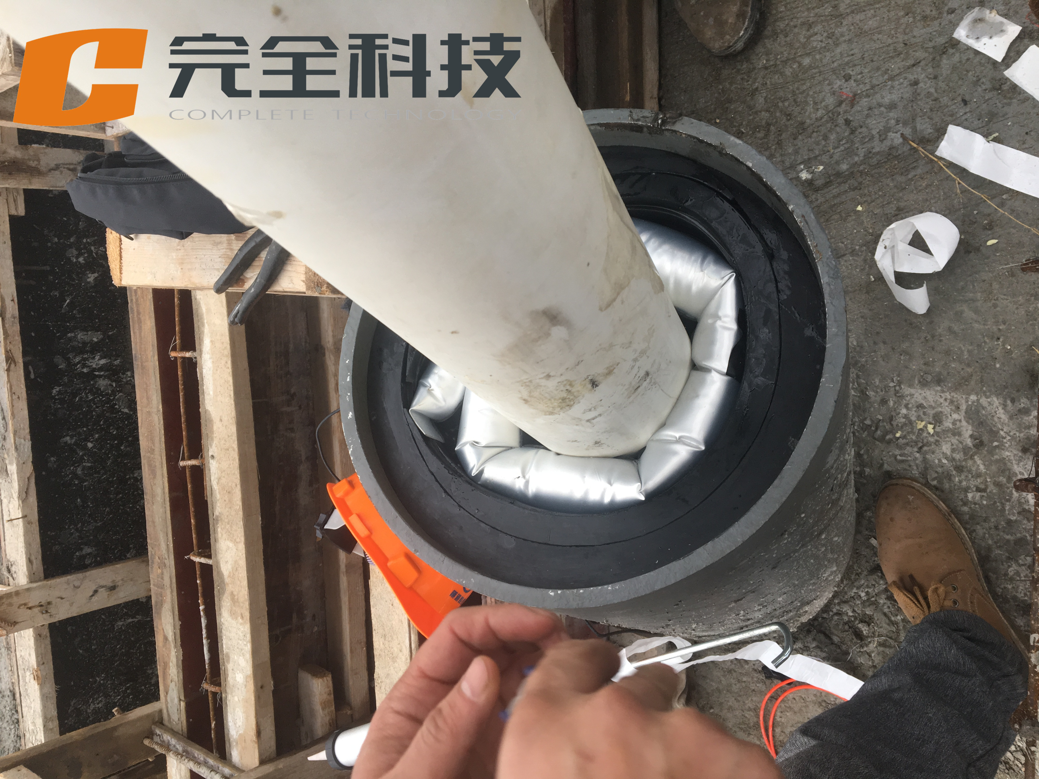 桥梁拉索新型充气防水装置的应用